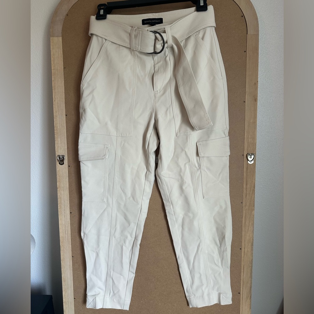 Banana Republic Light Tan Cargo Pants